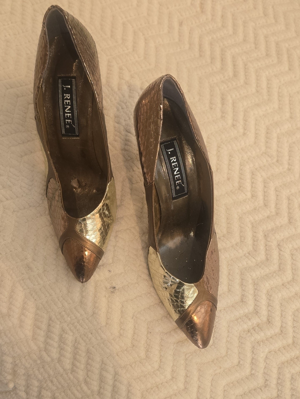 J.Renee Metallic Pointed Pumps in Bronze and Gold Vintage